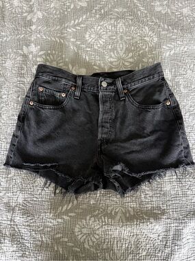Levi's 501 Original Shorts size 28